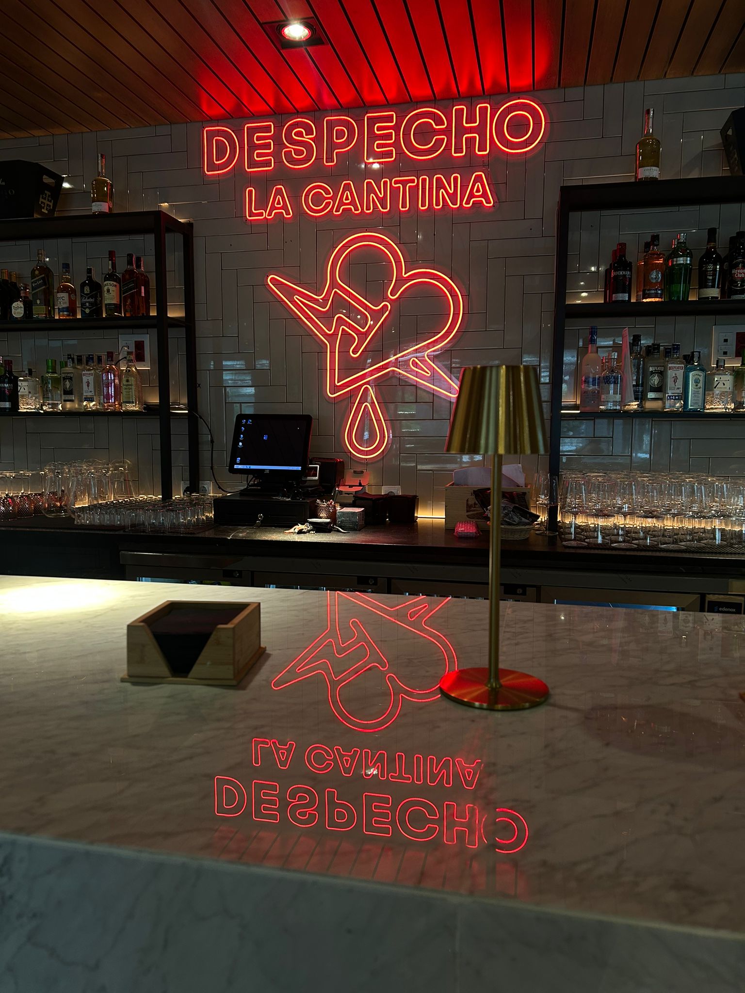 significado cantina